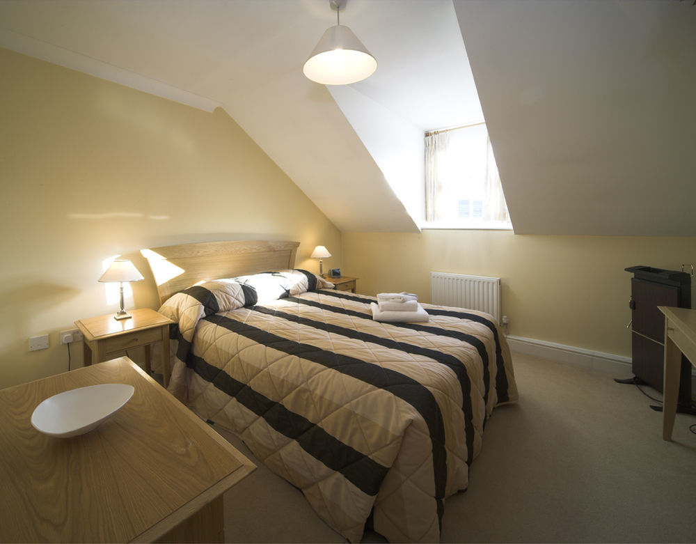 Stanshawe Court Apart otel Reading Dış mekan fotoğraf